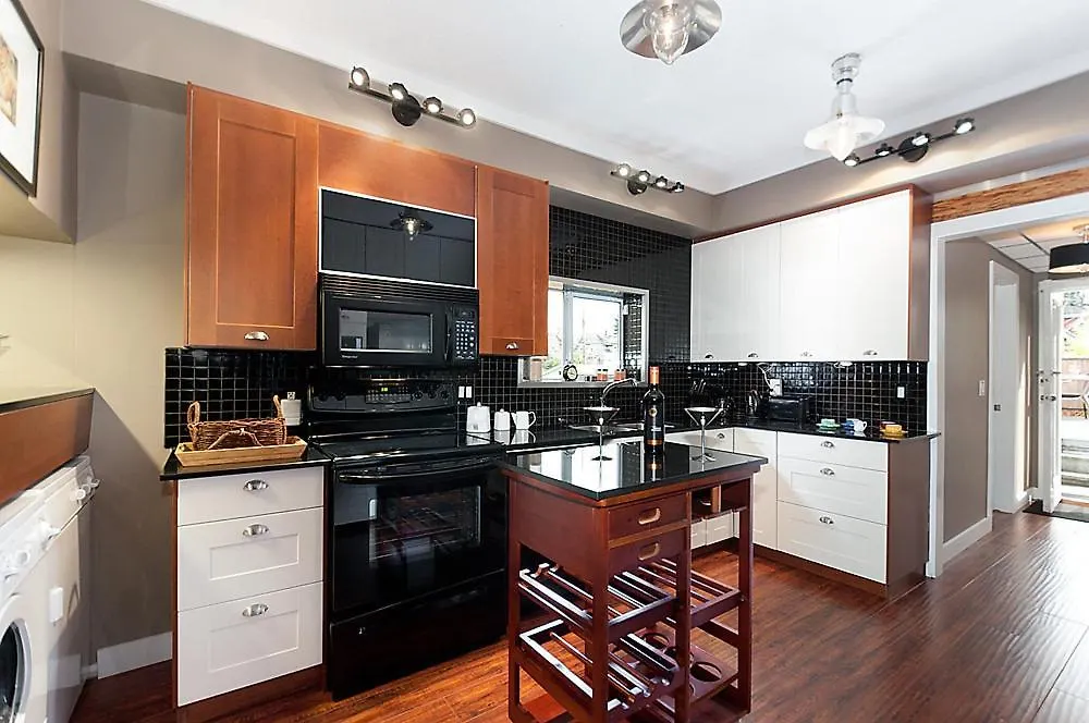 Commercial Drive Accommodations Vancouver